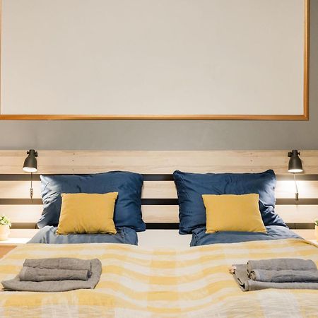 Urban Tranquillity By The Main Shopping Street Apartamento Budapeste Exterior foto